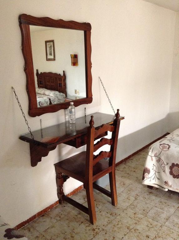 Hotel Atilanos Morelia Chambre photo