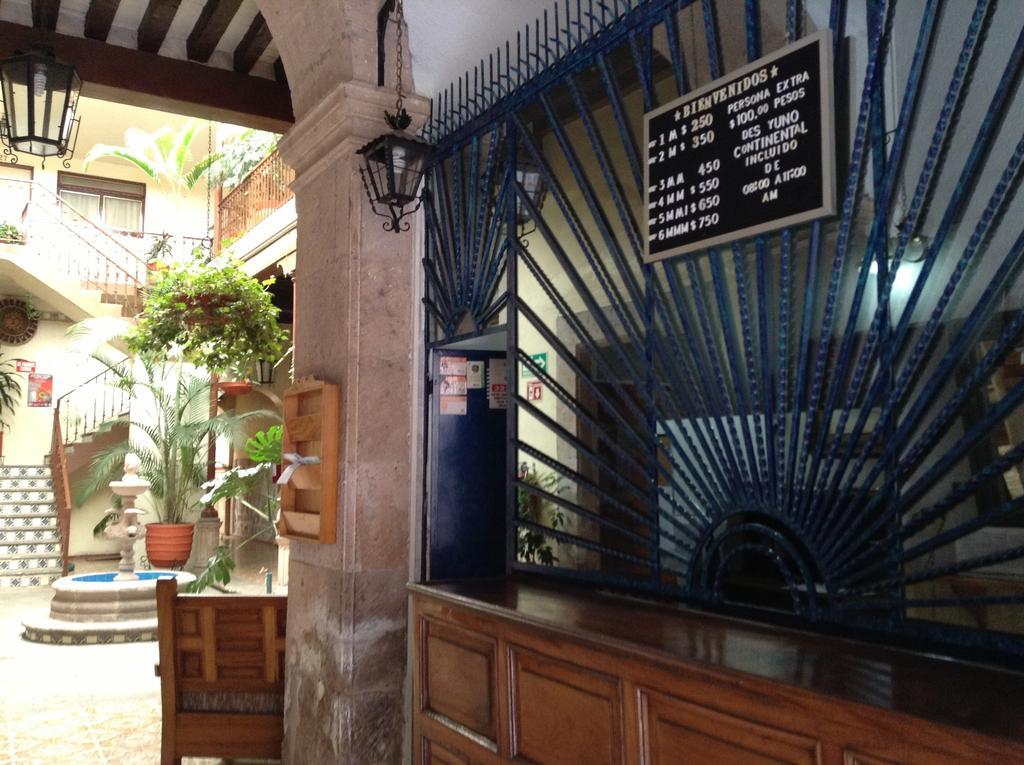 Hotel Atilanos Morelia Extérieur photo